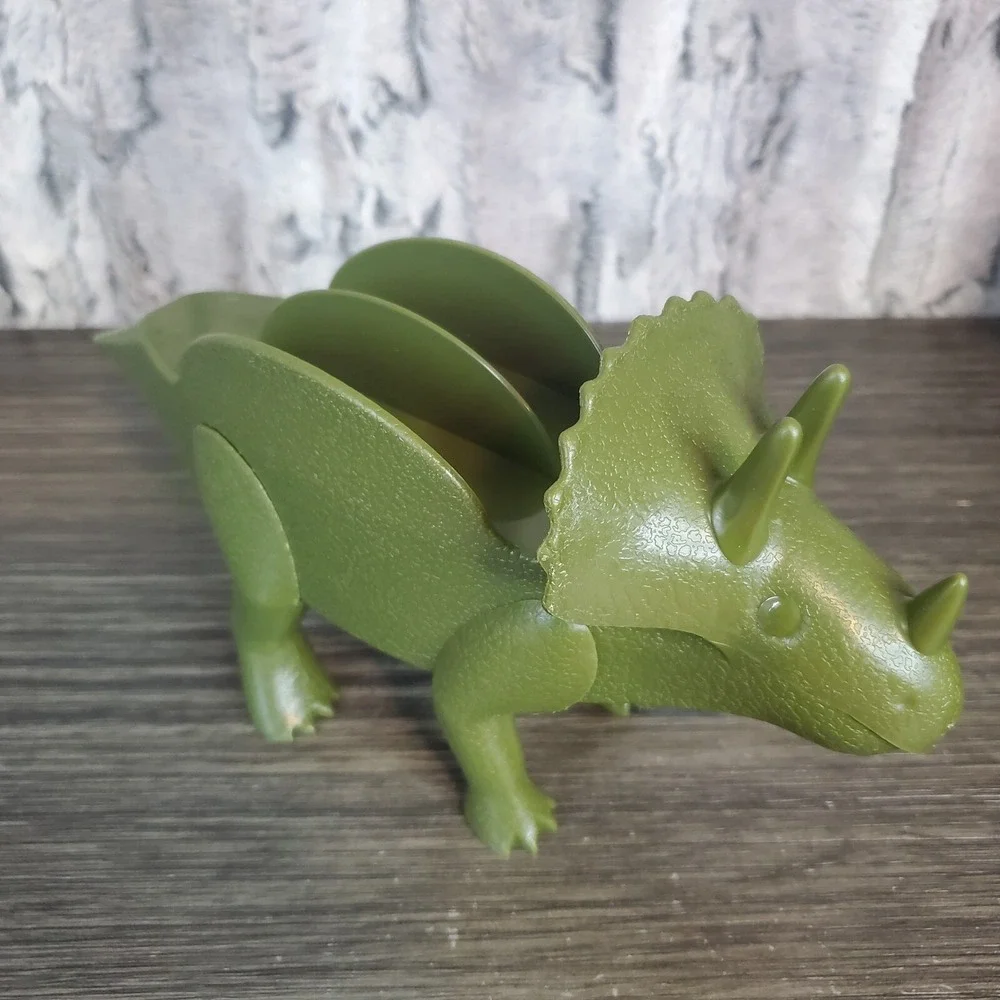 FunWares Tricerataco Green Triceratops‎ Taco Holder Holds 2 Tacos Open Box